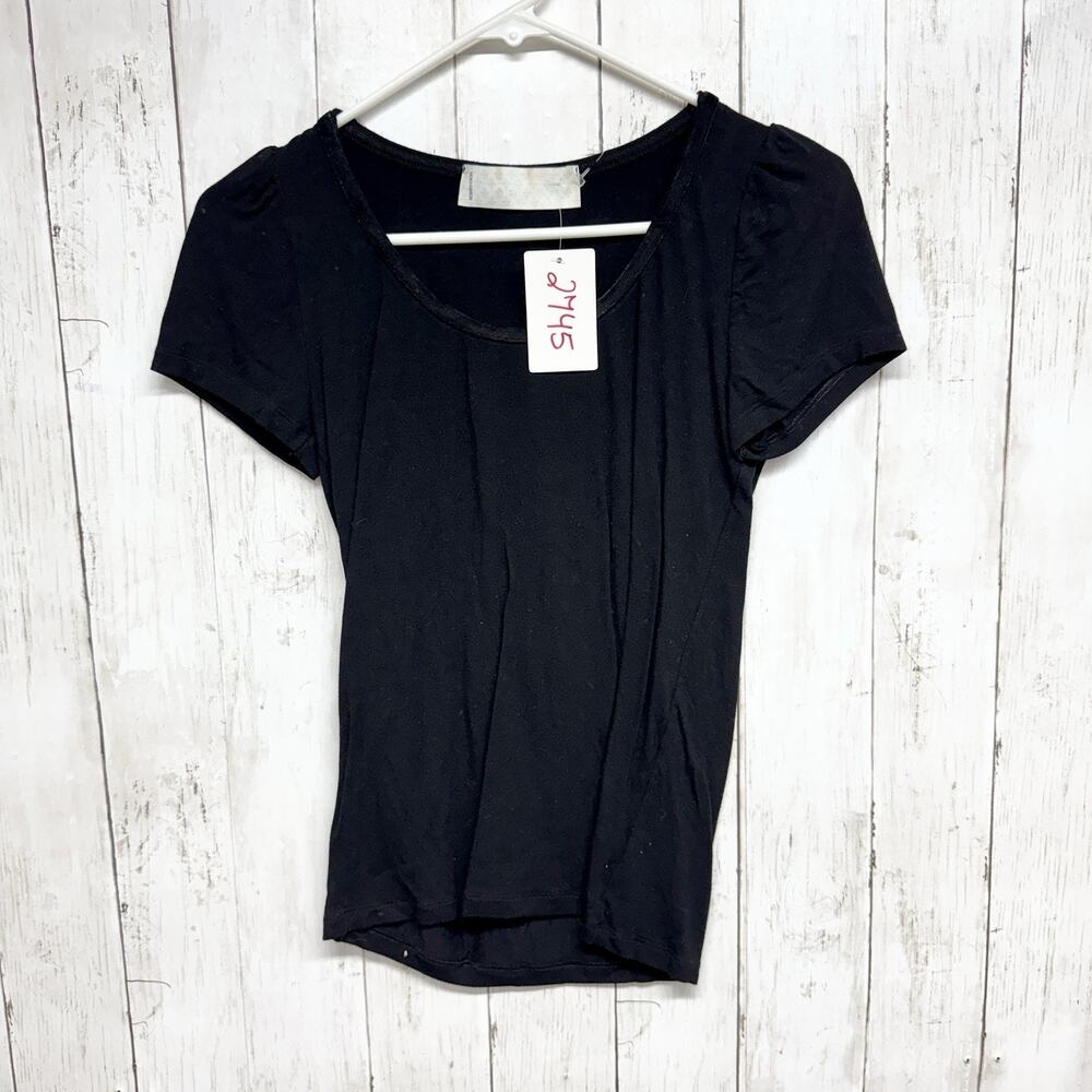 Romeo Gigli Shirt Women Size Small Black Scoop Neck Short Sleeve Blouse Classic‎